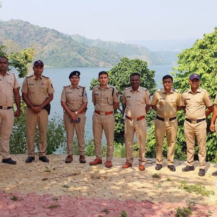 अलीराजपुर में अंतर्राज्‍यीय बॉर्डर मीटिंग का आयोजन:महाराष्‍ट्र विधानसभा चुनाव के चलते हुई बैठक; कई महत्‍वपूर्ण मुददों पर चर्चा