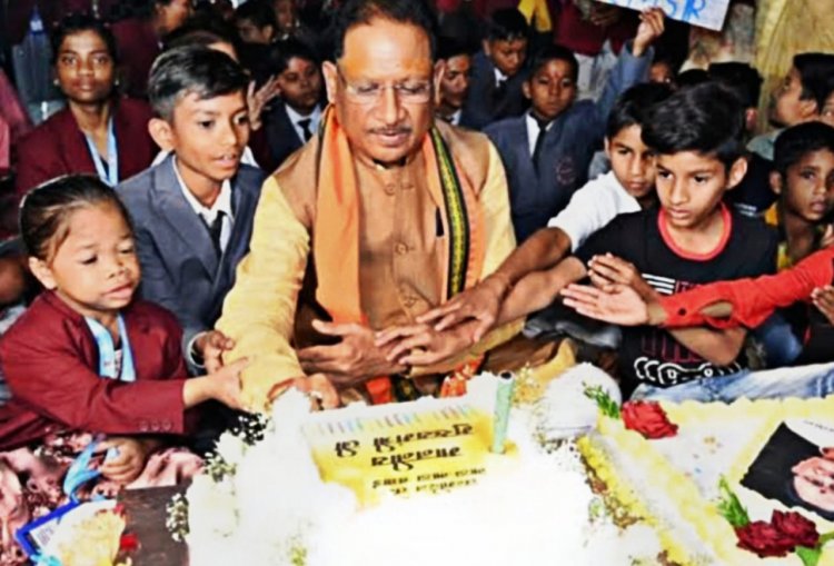 एमसीबी : विश्व दिव्यांग दिवस पर विशेष लेखः मुख्यमंत्री विष्णुदेव साय की नेतृत्व में दिव्यांग व्यक्तियों को मिल रहा है कई योजनाओं का लाभ: महेन्द्र सिंह मरपच्ची