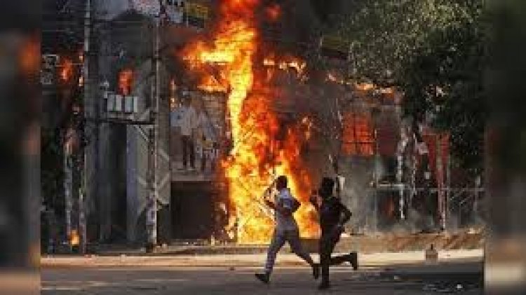 बांग्लादेश: अवामी लीग के नेता के घर पर हमले और हिंसा की घटना के बाद 40 लोग गिरफ्तार