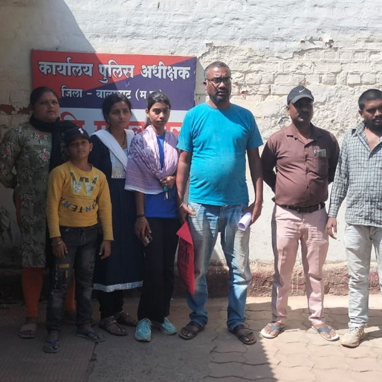 बालाघाट में रेलवे ट्रैक पर नाबालिग की मौत का मामला:पिता ने कहा- सेल्फी लेने वाले तीन दोस्तों में सिर्फ मेरा बेटा कैसे गिरा?